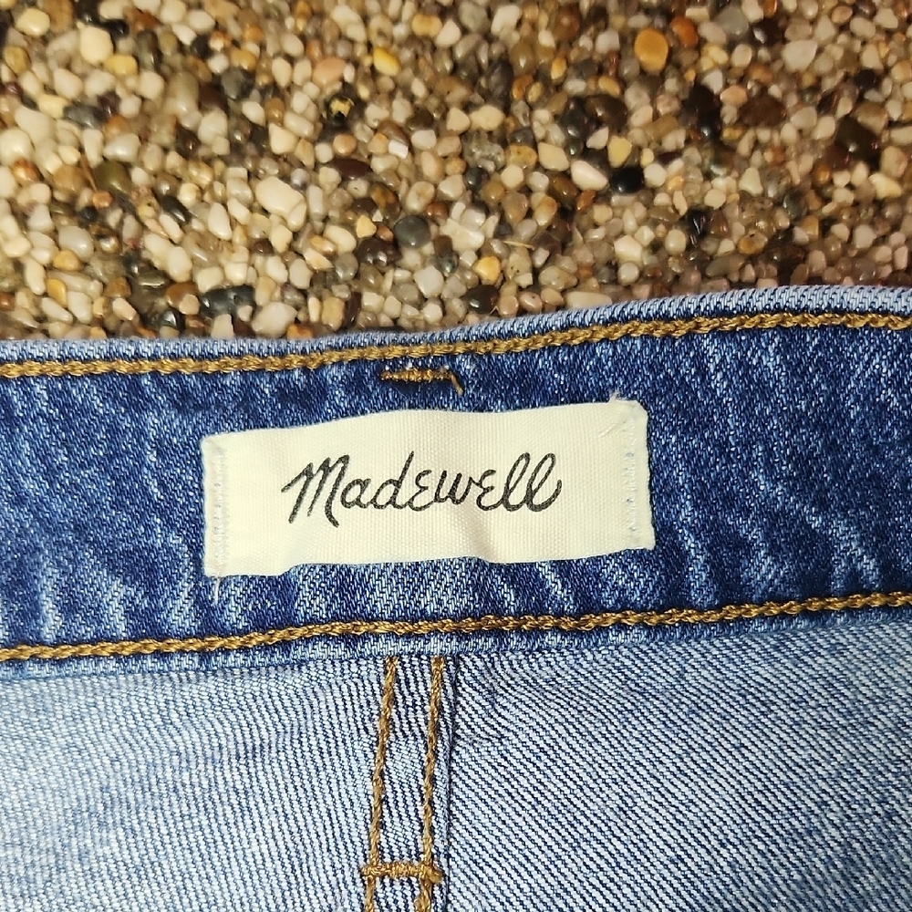 Madewell The MomJean, Size 28 - Picture 2 of 7